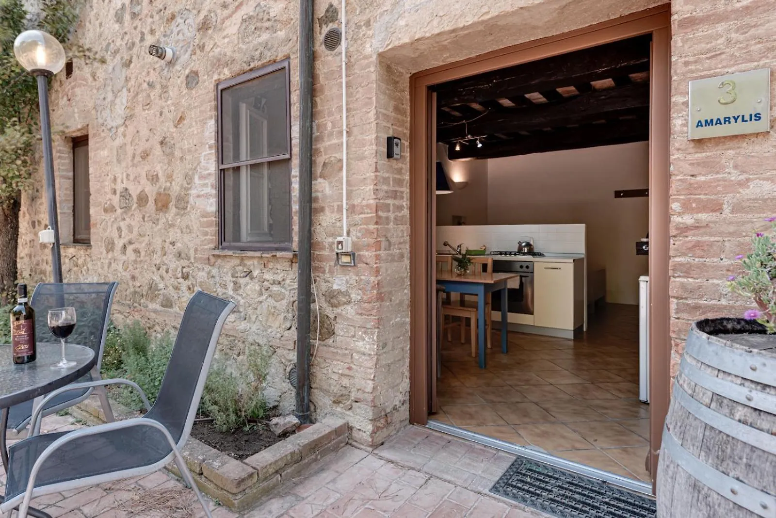 Country House Art And Garden 0*, Monte Antico
