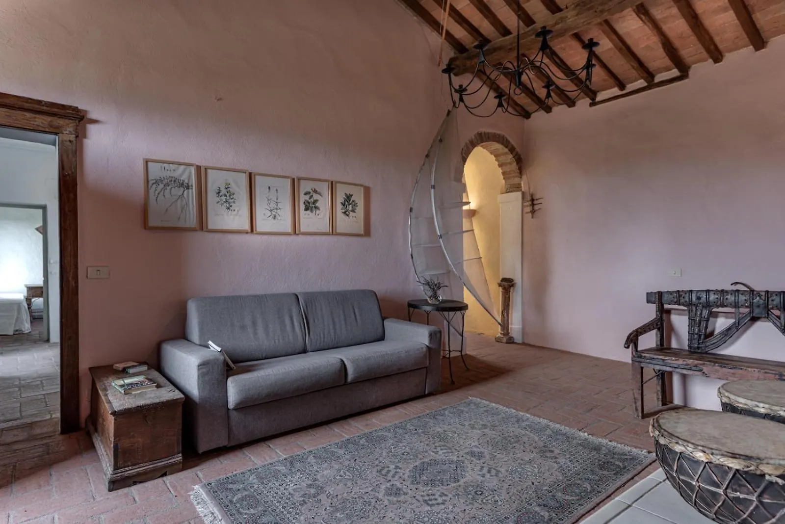 Country House Art And Garden