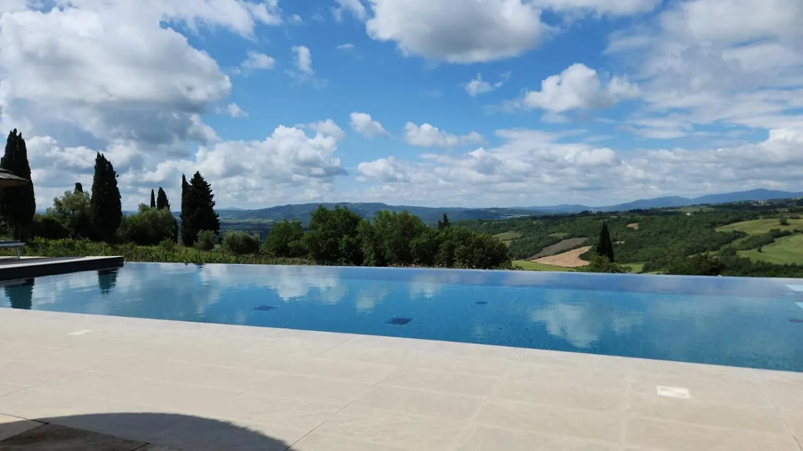 Country House Art And Garden