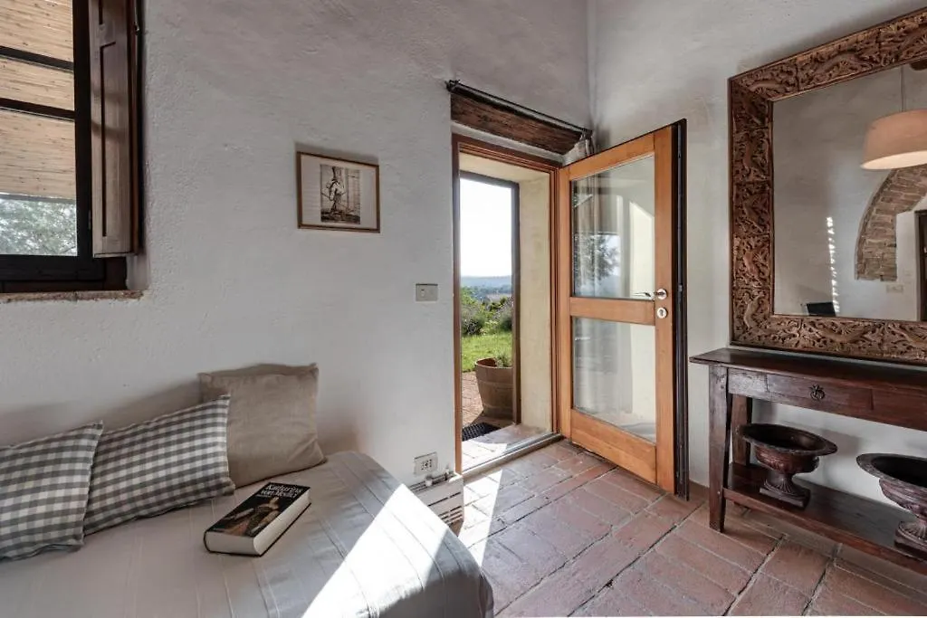 Country House Art And Garden Monte Antico 0*,  Italië